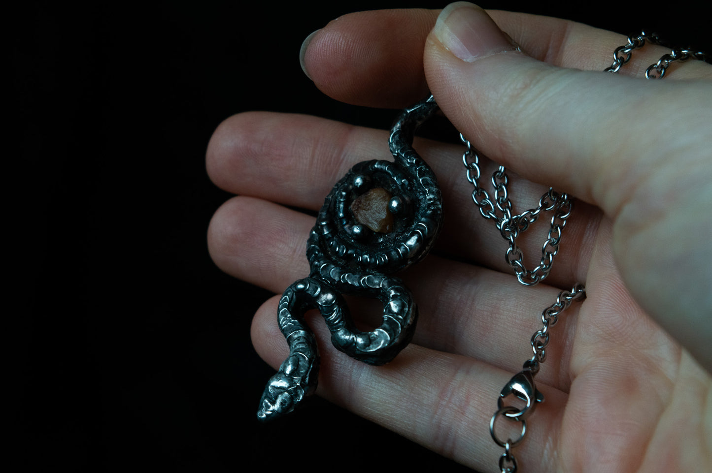 SNAKE & RAW GARNET NECKLACE