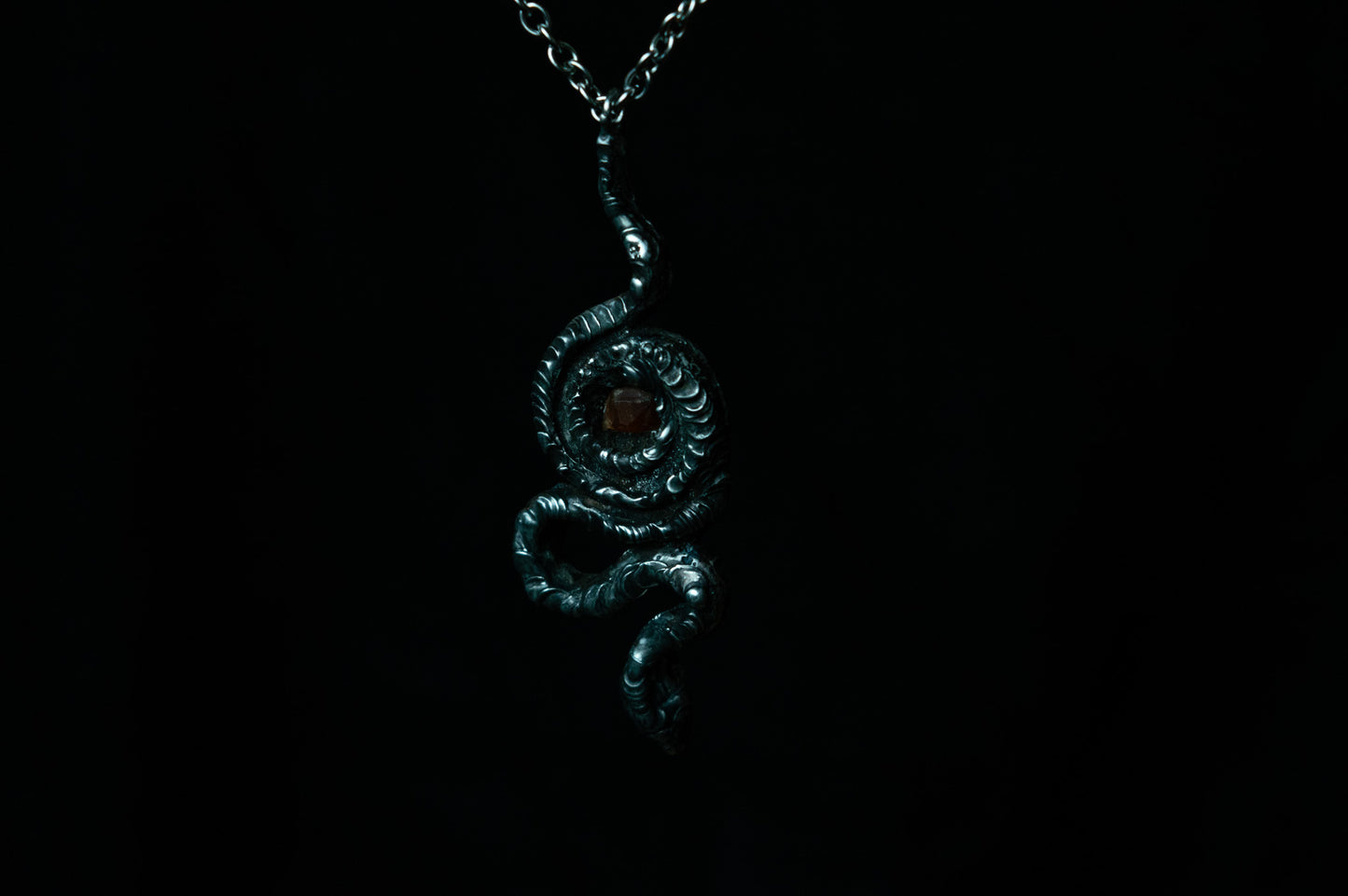 SNAKE & RAW GARNET NECKLACE
