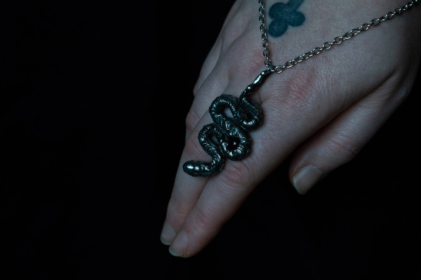 SNAKE & GARNET NECKLACE