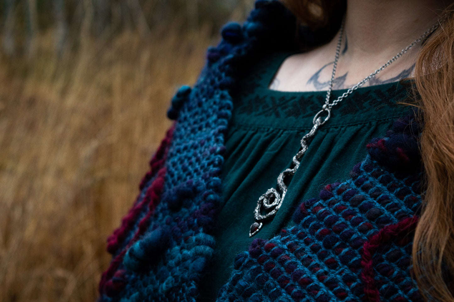 SERPENT & GARNET NECKLACE - Myrkra Staðr