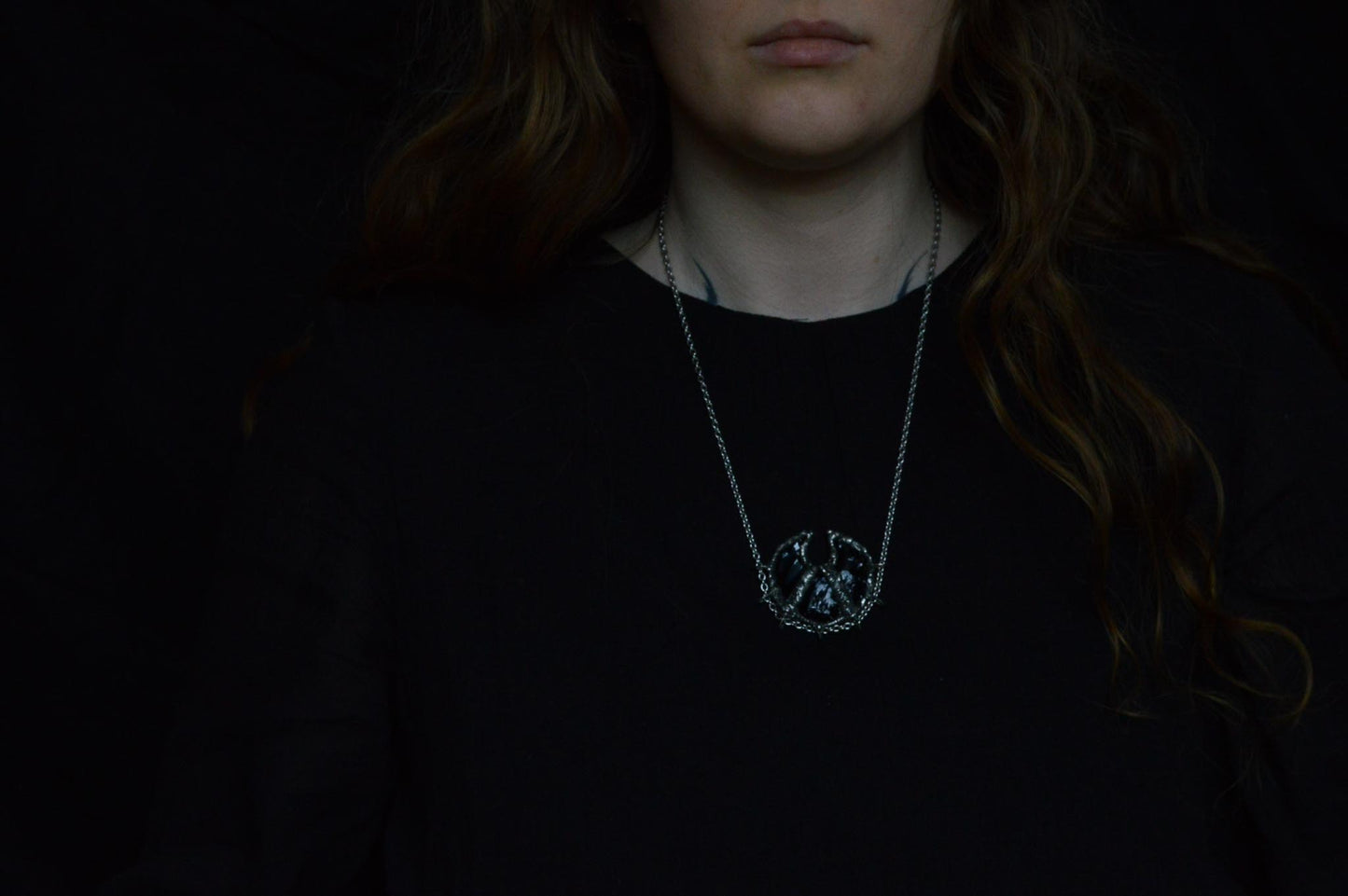 OBSIDIAN MOON NECKLACE - Myrkra Staðr