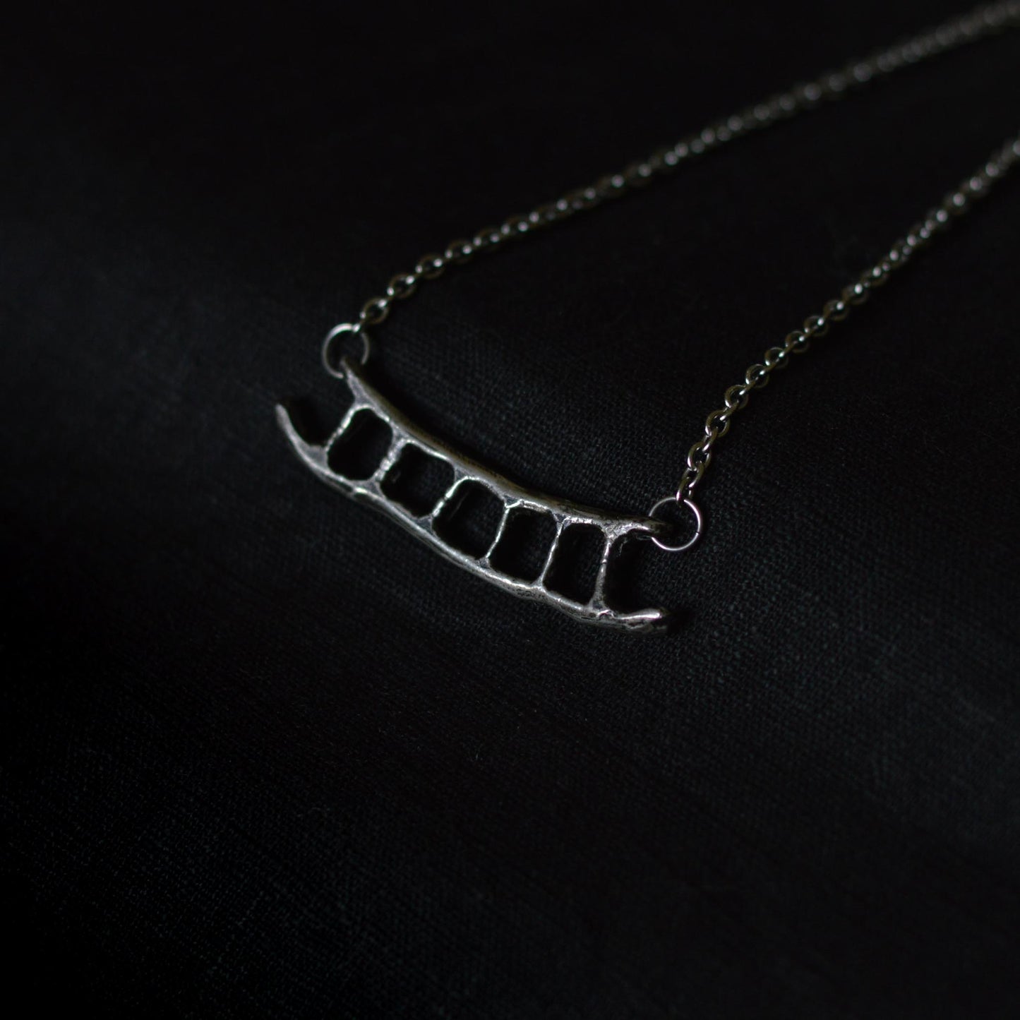 SKEPP necklace - Myrkra Staðr