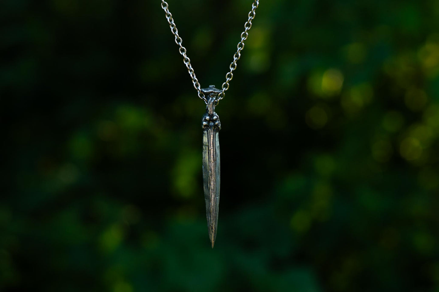 SEGERSTAD SWORD NECKLACE - Myrkra Staðr