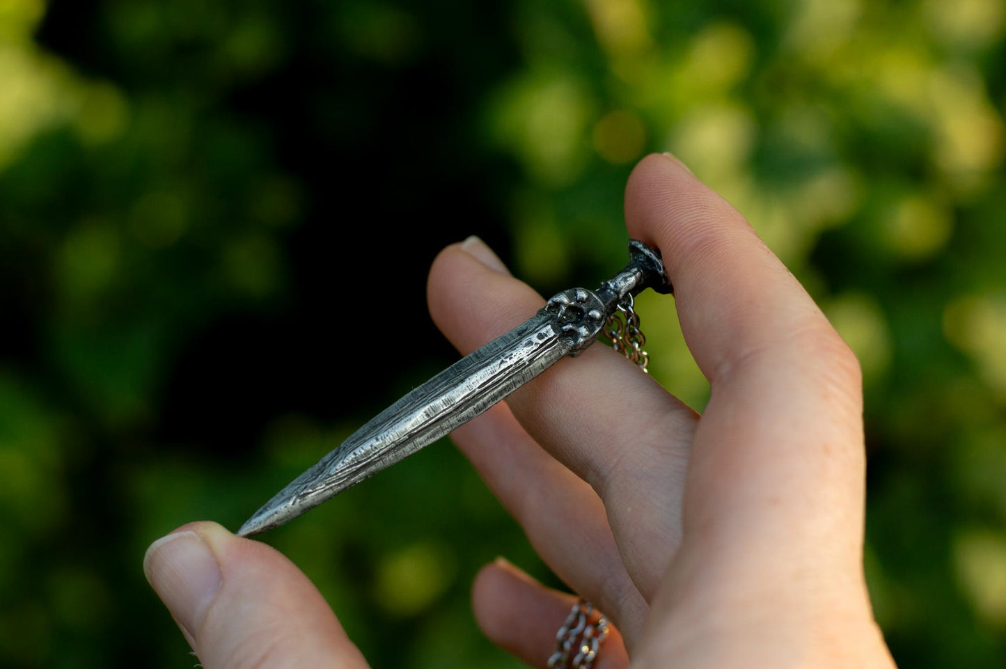 SEGERSTAD SWORD NECKLACE - Myrkra Staðr