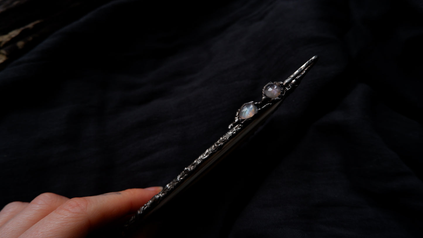 AGATE & MOONSTONES BOOKMARK - Myrkra Staðr