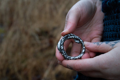 SERPENT SHAWL PIN