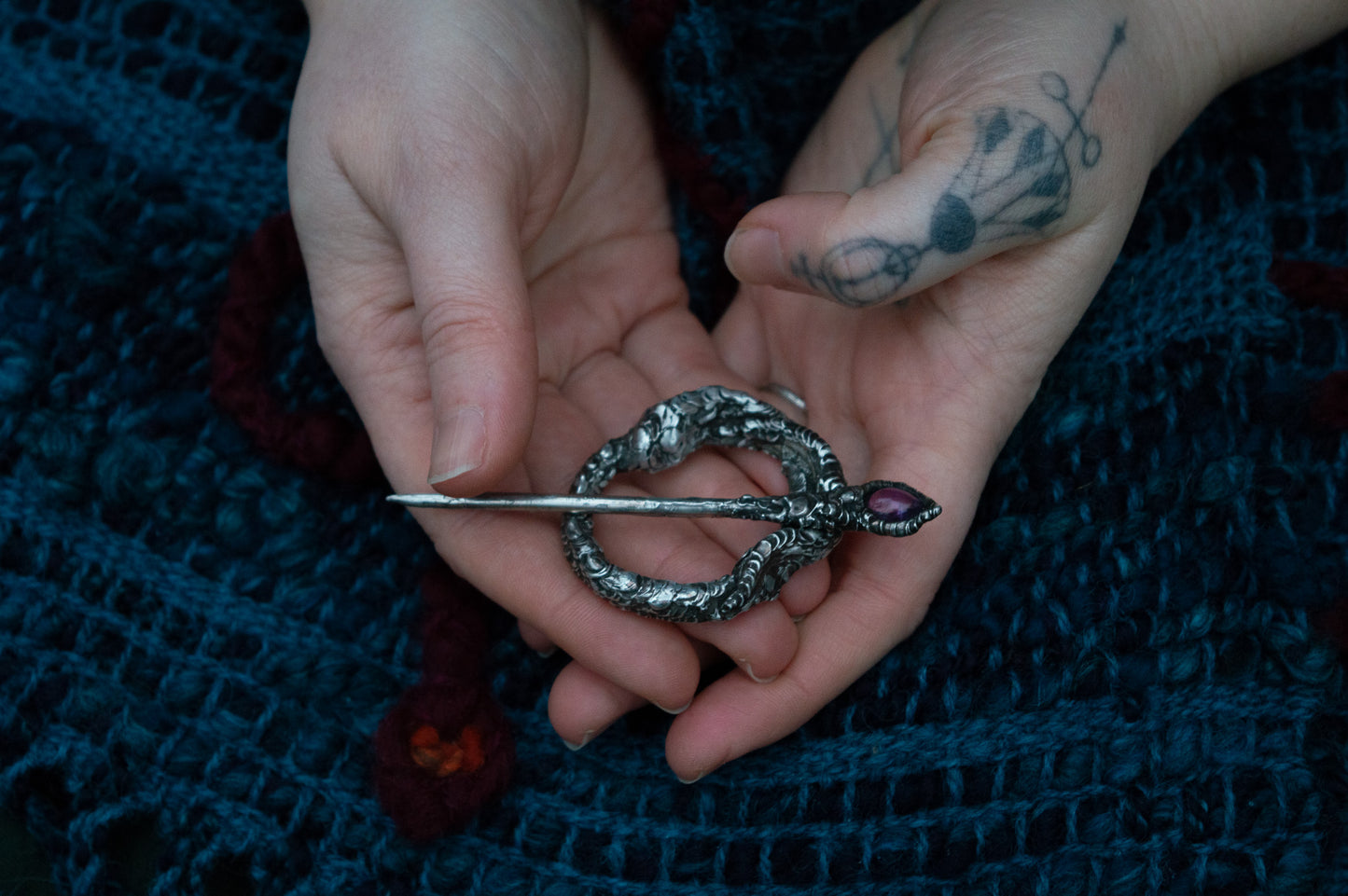 SERPENT SHAWL PIN