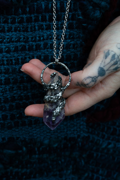 AMETHYST POINT NECKLACE