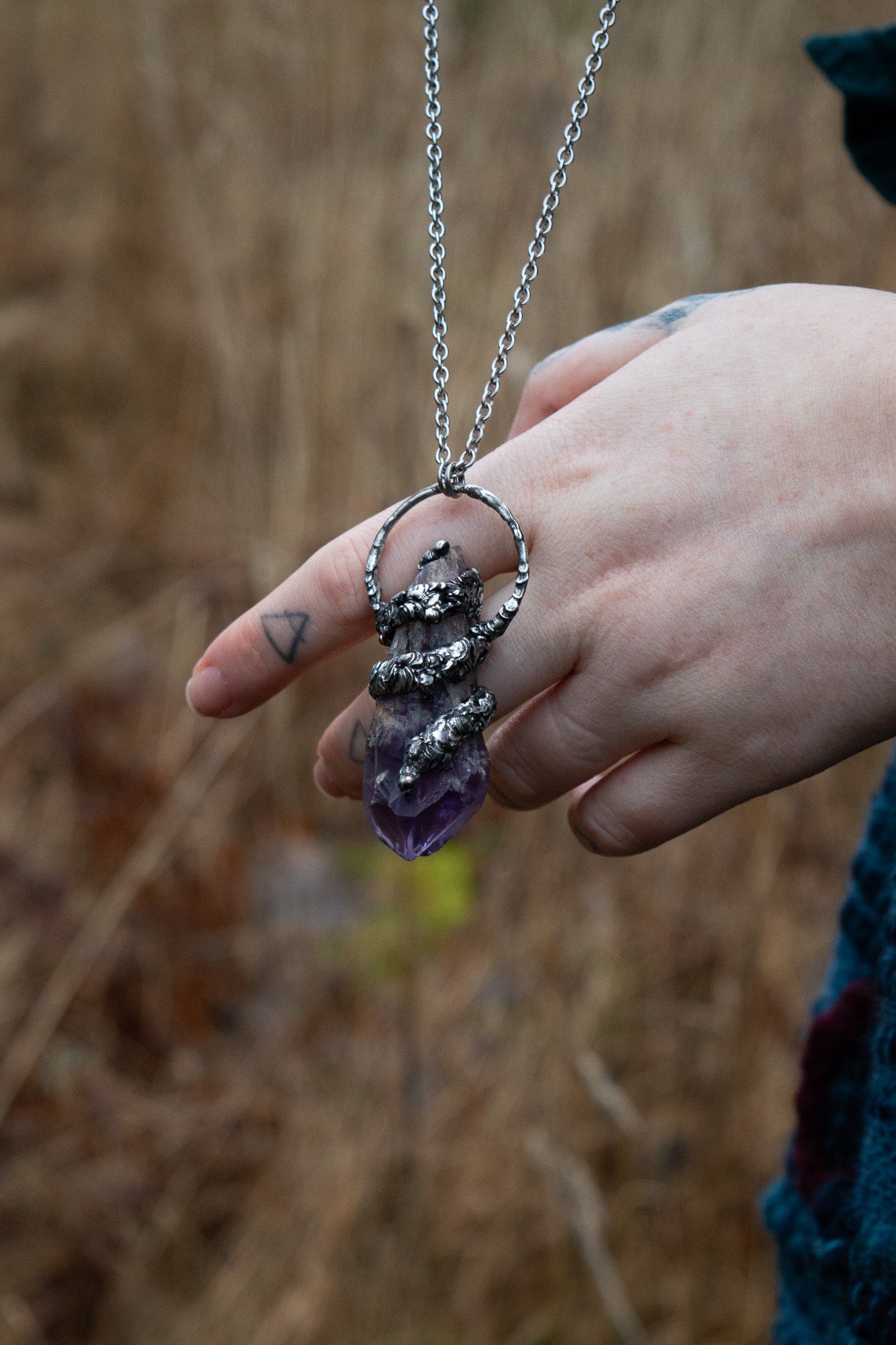 AMETHYST POINT NECKLACE