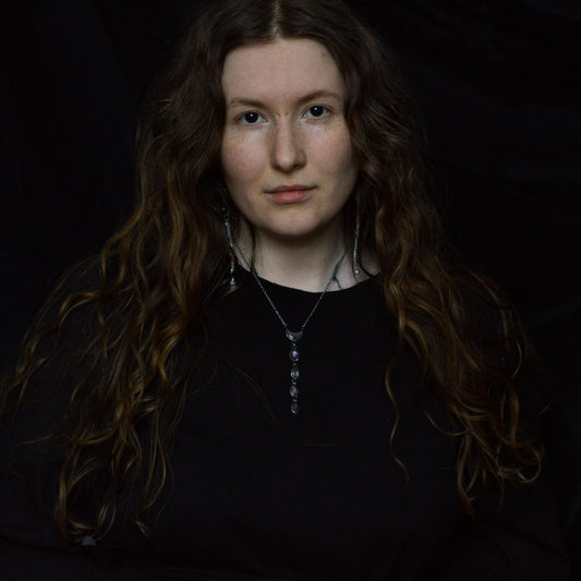 The Dark Moon - ruby necklace - Myrkra Staðr