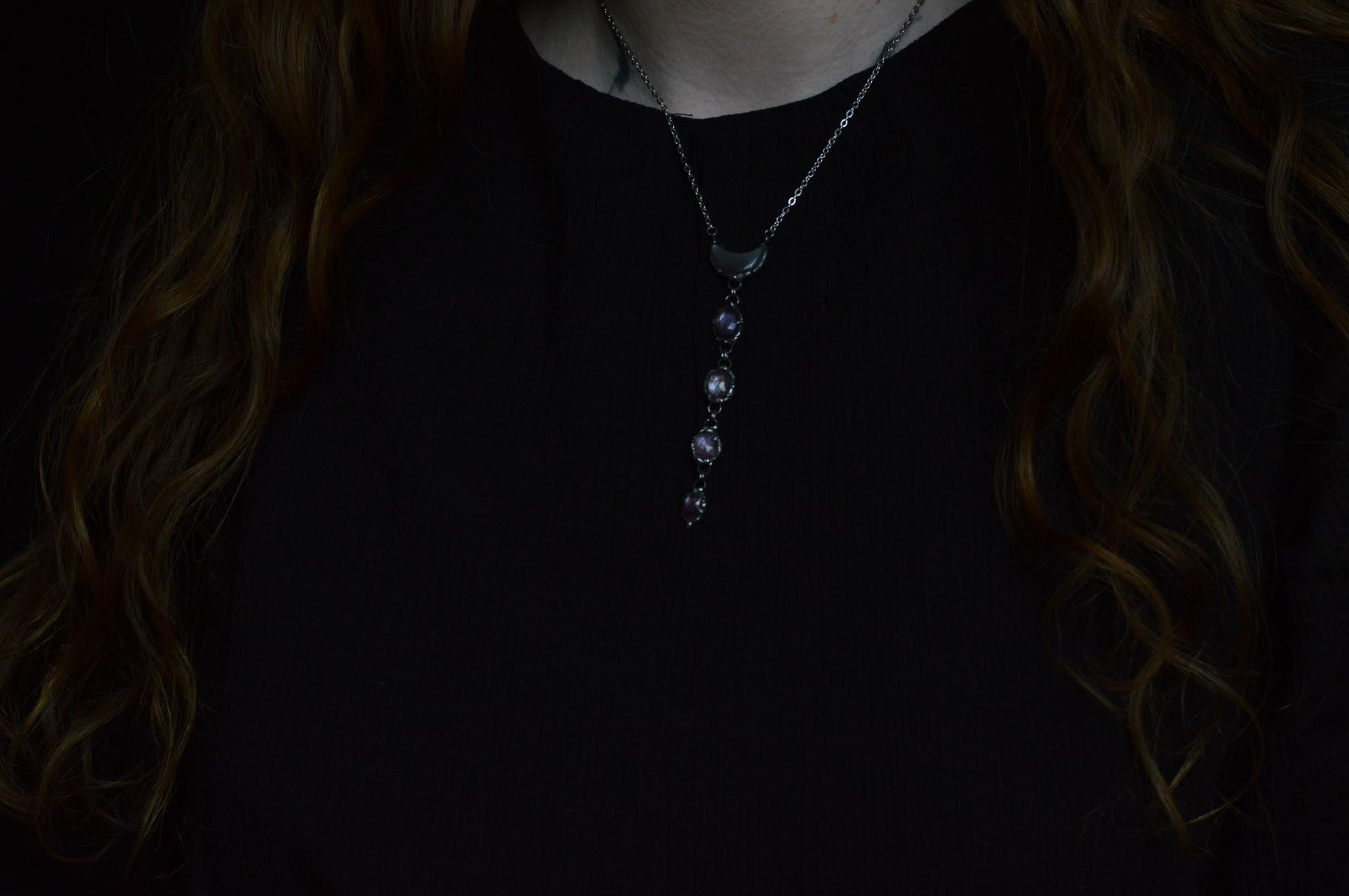 The Dark Moon - ruby necklace - Myrkra Staðr